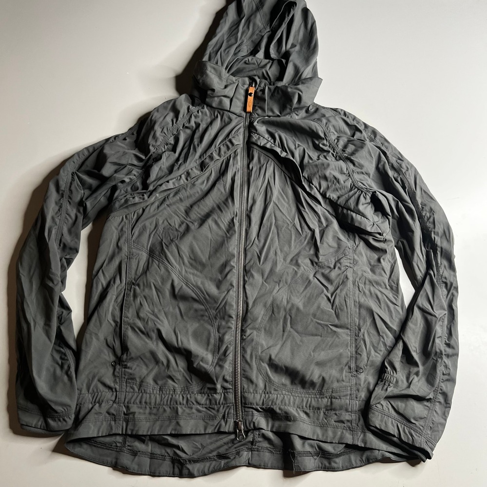 Indygena Womens Large Gray Hooded Full Zip Windbreaker Jacket Ruched Back Active